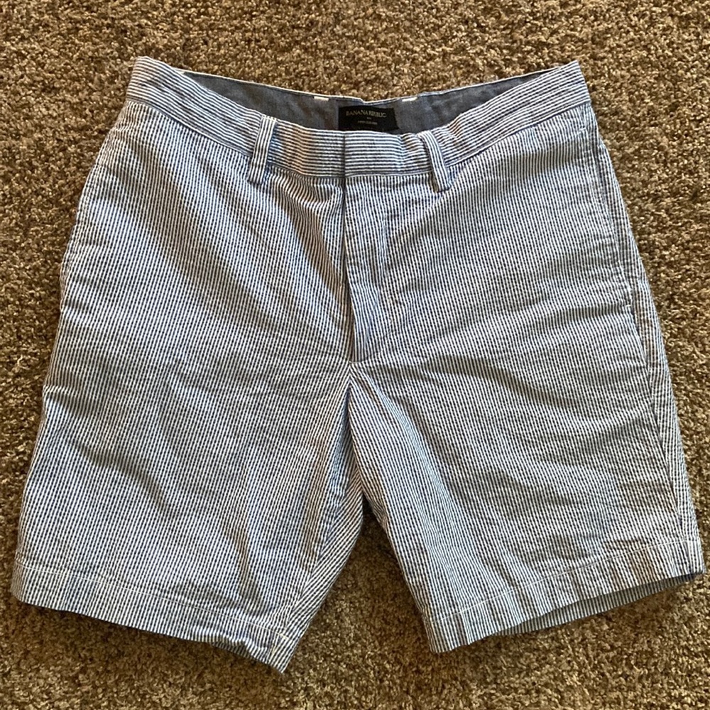 Banana Republic Mens Seer Sucker Shorts - Size 32